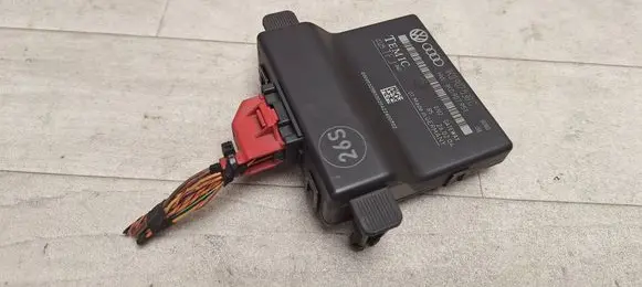 Volkswagen Touran I Gateway control module 1K0907530C 1K0907951 1K0907530