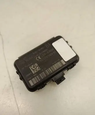 Antenna control unit