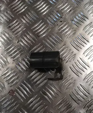 Other engine bay part