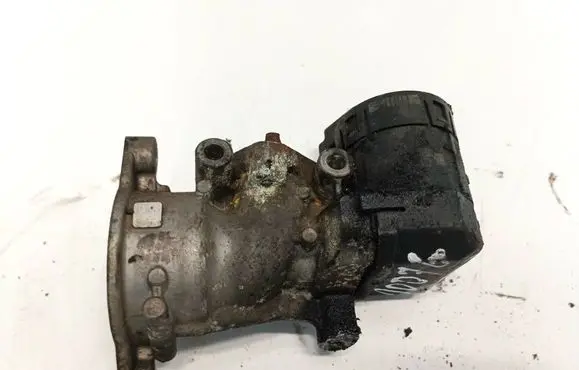 Citroen C4 Grand Picasso EGR valve 9681825280 28066067