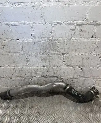 Toyota Avensis T270 Intercooler hose/pipe