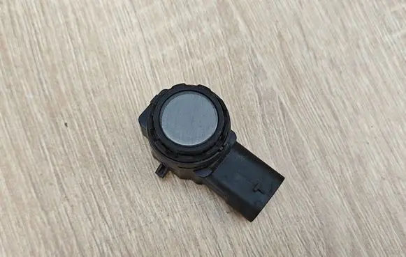 BMW 5 G30 G31 G38 Parking PDC sensor 9827032