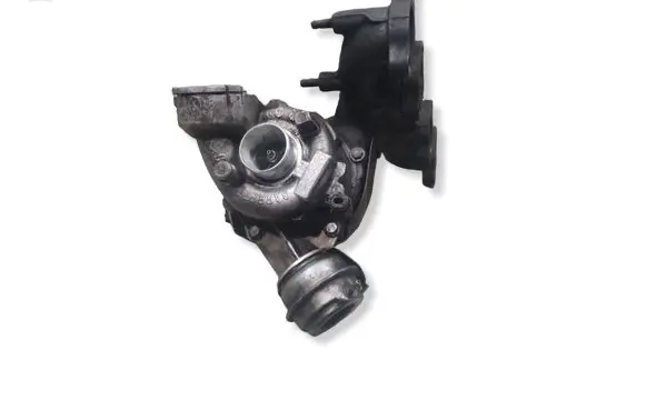 Volkswagen PASSAT B6 Turbo 03G253014N