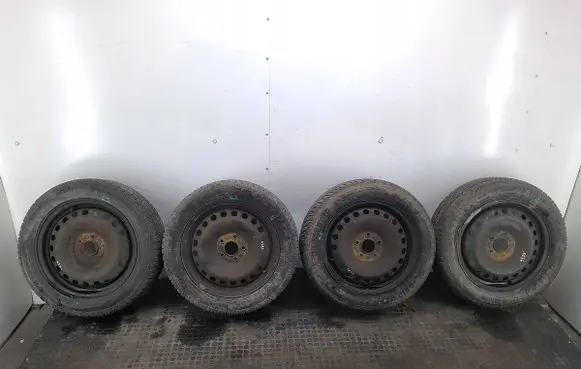 Ford Focus R16 steel rim 6G92DA