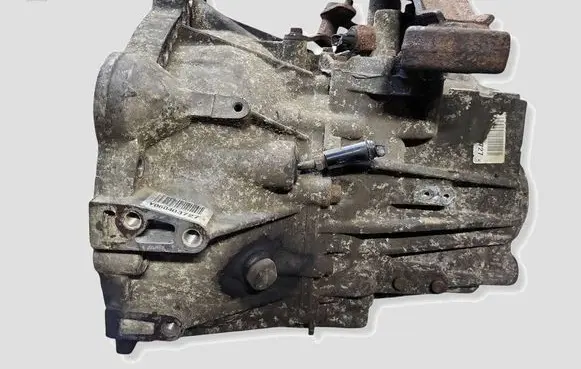 Hyundai Santa Fe Manual 5 speed gearbox 4300038070 CMOPEN4WD Y060403727