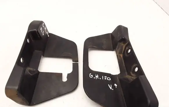 Nissan Titan Rear door hinge set 7603775200 7603575200