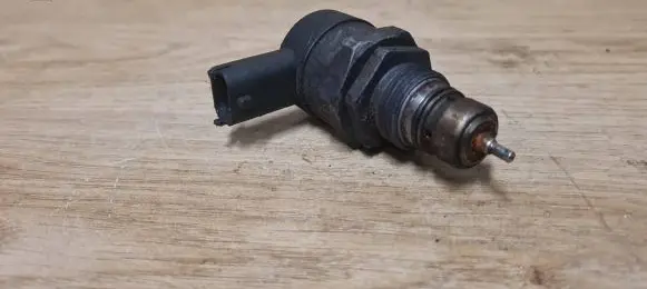 Fuel pressure sensor