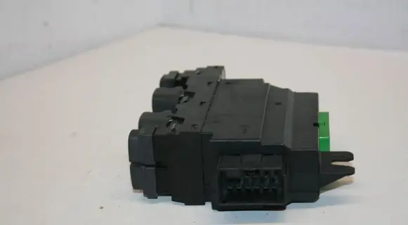Volvo V70 Electric window control switch