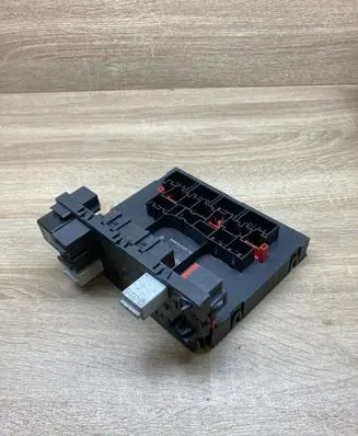 Skoda Octavia Mk2 (1Z) Comfort/convenience module 1K0937049N