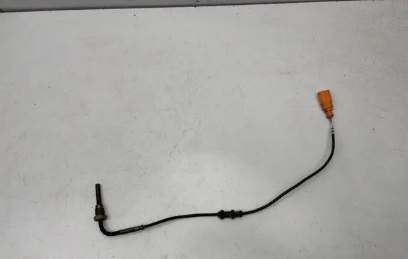 Volkswagen Polo V 6R Exhaust gas temperature sensor 03G906088AF