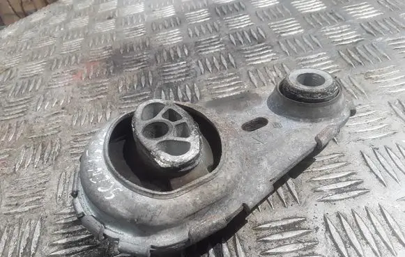 Renault Megane III Gearbox mount 112380006R