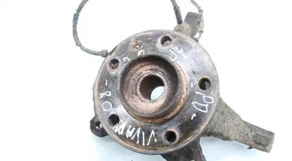 Opel Vivaro Front wheel hub