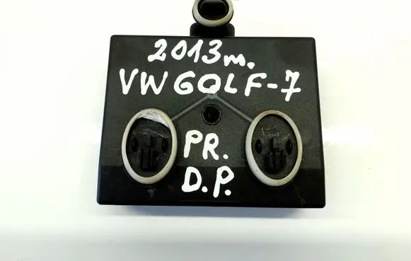 Volkswagen Golf VII Door control unit/module 5Q0959593A