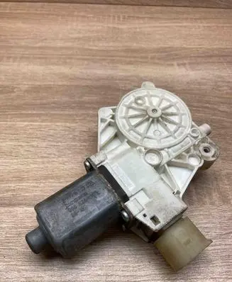 BMW 3 E90 E91 Rear door window regulator motor 6927027 0130822226