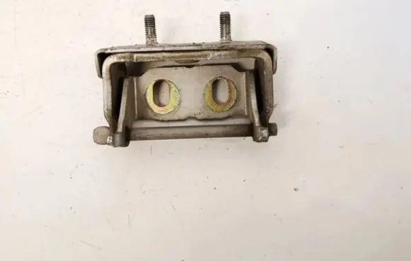Ford Focus Tailgate/trunk/boot hinge