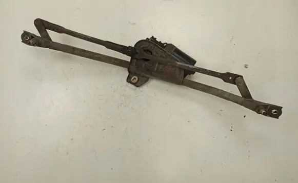 Audi A4 S4 B5 8D Front wiper linkage and motor