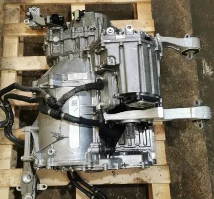 Porsche Taycan 9J1 Engine