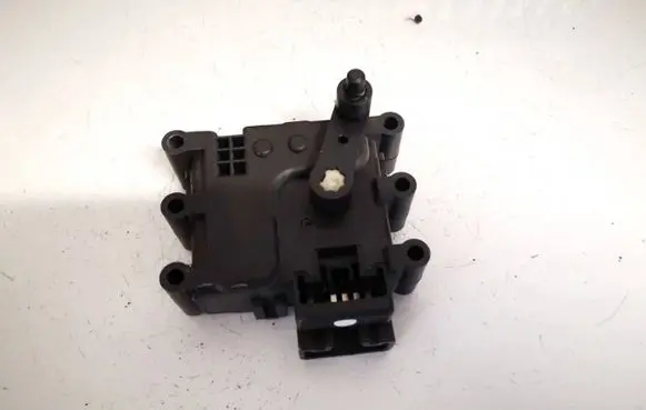 Hyundai Sonata Air flap motor/actuator