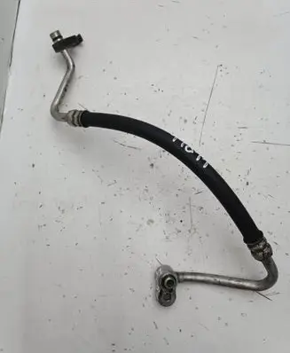 Infiniti Q50 Air conditioning (A/C) pipe/hose