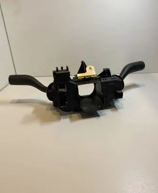 Volkswagen Touareg I Indicator stalk 7L6953549