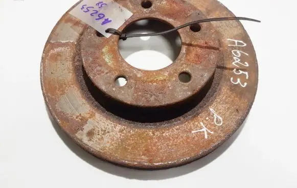 Mazda Premacy Front brake disc ventiliuojamas