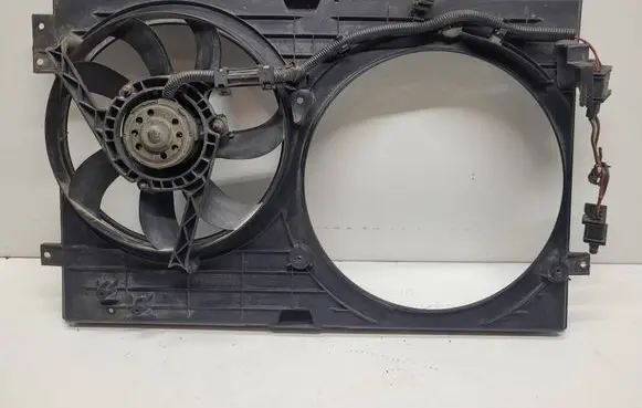 Seat Leon (1M) Radiator cooling fan shroud 1J0121205B 1355D300163 1J0121207M