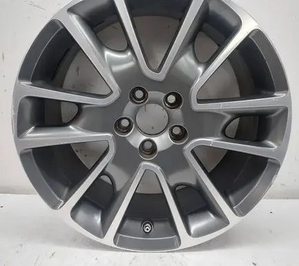 R18 alloy rim