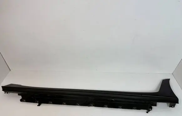 BMW i4 Sill 8737088 8737086