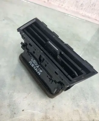 Seat Arona Dashboard side air vent grill/cover trim 6f1820902