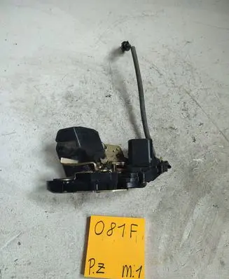 KIA Shuma Rear door lock 9384789