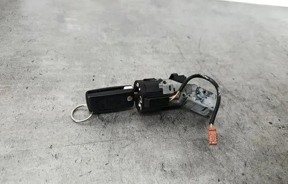 Peugeot 407 Ignition lock N0502455N0502073