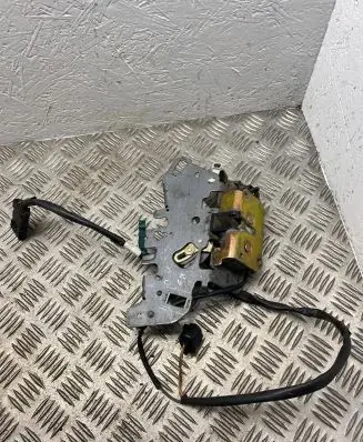 Chrysler Voyager Rear door lock