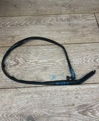 Lexus ES 250 - 300 - 330 Front door glass trim molding 6769578010