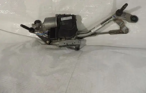 Ford Fiesta Front wiper linkage and motor H1BB17504AD