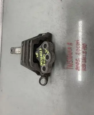 Opel Insignia A Engine mount vacuum valve 