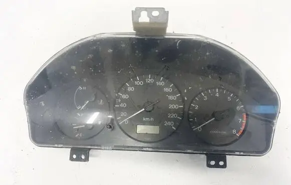 Mazda 626 Speedometer (instrument cluster) fege6we