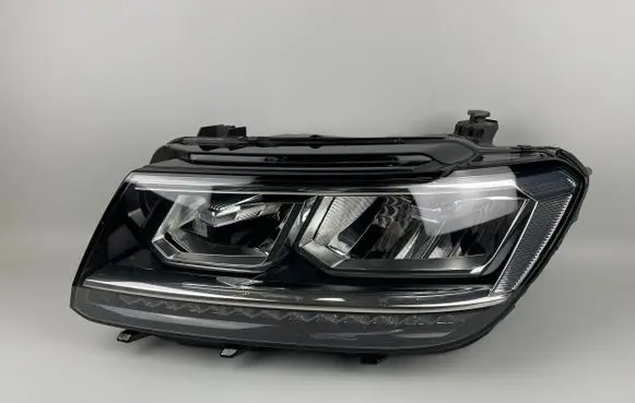 Volkswagen Tiguan Headlight/headlamp 5NB941035D 5NB941035 030110123112
