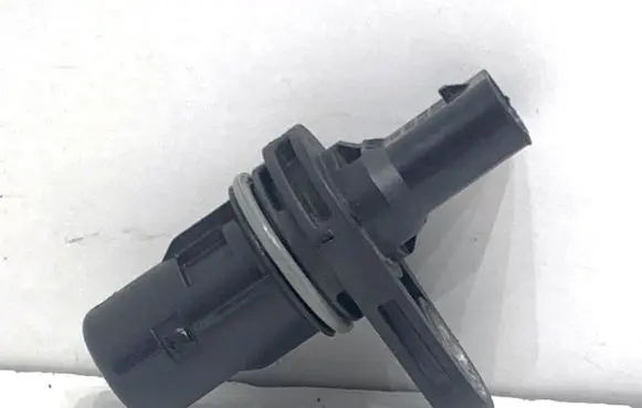 Hyundai i30 Camshaft position sensor 3935007100