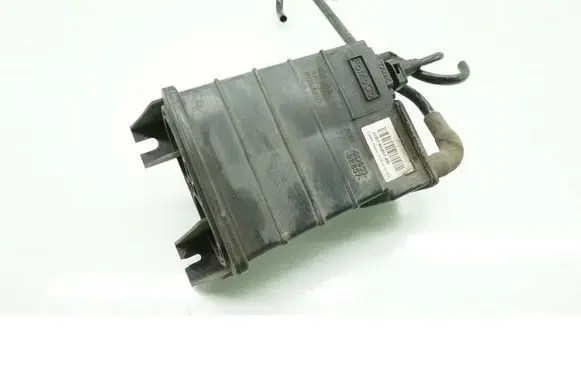 Active carbon filter fuel vapour canister