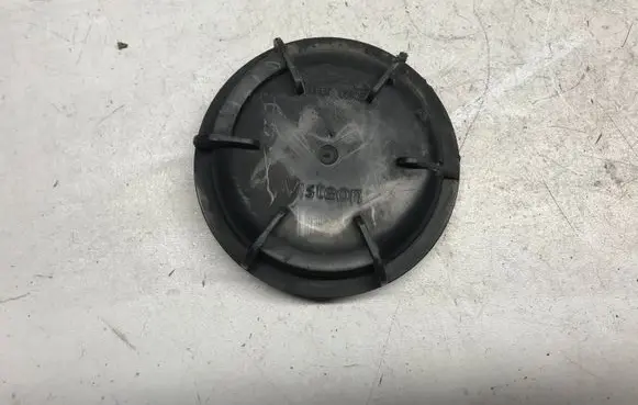 Ford Focus Headlight/headlamp dust cover VP9MX13K060B