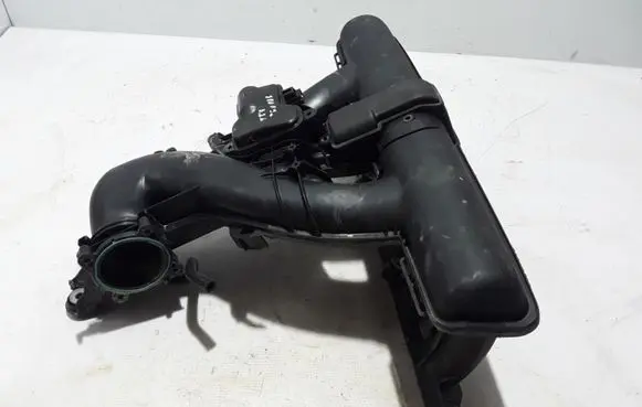 Volvo S80 Intake manifold 30787772