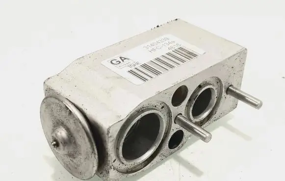 Volvo S90, V90 Air conditioning (A/C) expansion valve 31404339
