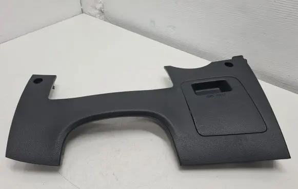 Hyundai Santa Fe Dashboard lower bottom trim panel 847512W100