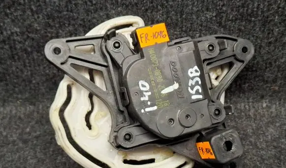 Hyundai i40 Air flap motor/actuator H400730890 H40073-0890
