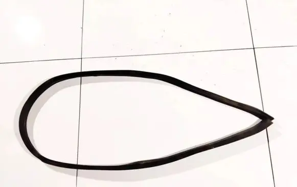 Mercedes-Benz CLS C219 Rubber seal front coupe door a2116280398
