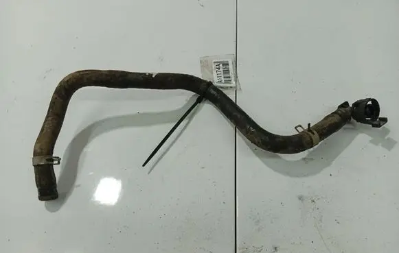 Nissan Primera Engine coolant pipe/hose 