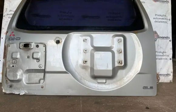 Mitsubishi Pajero Tailgate/trunk/boot lid