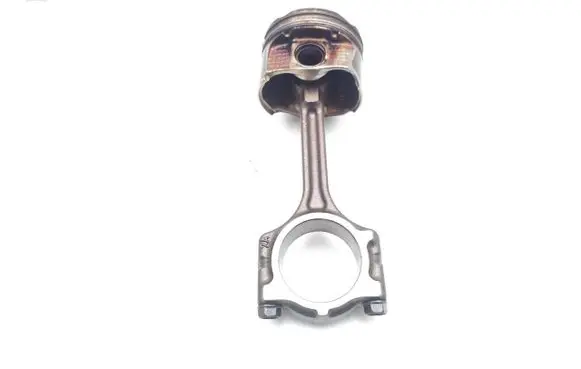 Nissan X-Trail T32 Piston with connecting rod HR13DDT