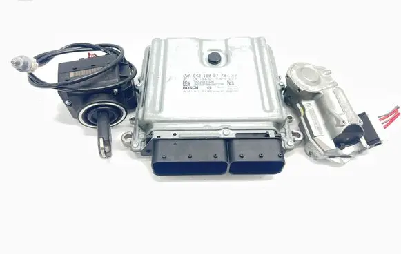 Mercedes-Benz CLS C219 Engine ECU kit and lock set A6421509779 2115452308