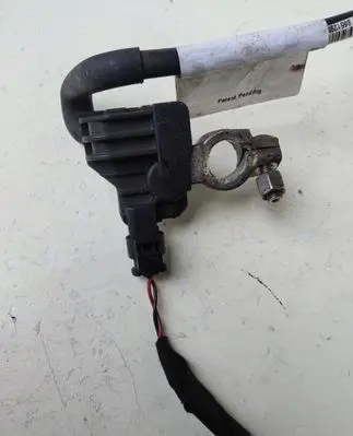 Volkswagen Golf VI Negative earth cable (battery) 1K0915181H 519416C41